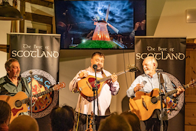 Bild: North Sea Gas - Scottish Folk at it´s best