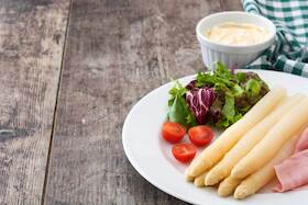 Bild: Maiessen - Beginn der Spargelzeit