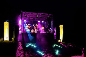 Bild: Die Hit Parade mit Kraft & Kraftin BBQ Menü mit LIVE-Grill - Die Hitparade mit Band Kraft & Kraftin