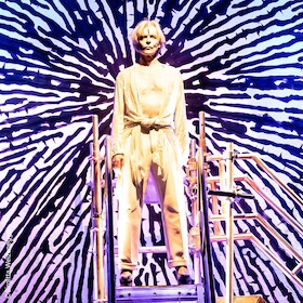 Bild: David Bowie Asteroid 342843 - Eine Hommage an die Legende des Glam-Rock