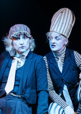 Bild: Triple A Theater - PEACE FOOD oder Die letzte Suppe