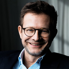 Bild: Träume aus Feuer. Der Alchemist von der Pfaueninsel - Ein Abend mit Florian Illies