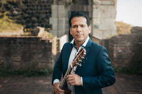 Bild: Highlights der Konzertgitarre - Musik von Bach, Paganini, Paco de Lucia