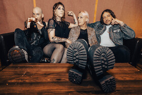 Bild: THE IRON ROSES - Molotov Nights Tour 2026