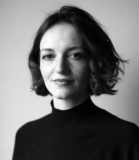 Bild: Jehona Kicaj liest - aus ihrem Roman  "ë"