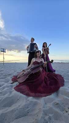 Bild: „Einmal um die Welt“ - mit dem Quartett „Classic Review“ - Premiere
