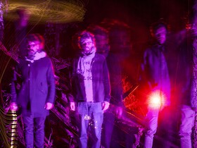 Bild: The Notwist - News from Planet Zombie