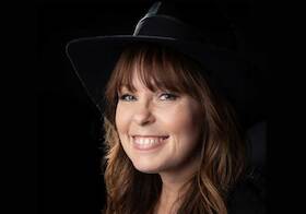 Bild: Katie Freudenschuss - One-Woman-Show