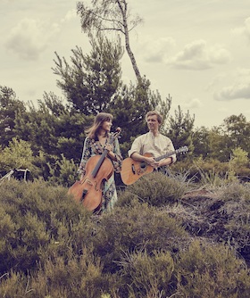 Bild: Heart Strings Duet: The Story of Folk Rock