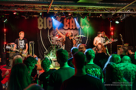 Bild: Die AC/DC-Party