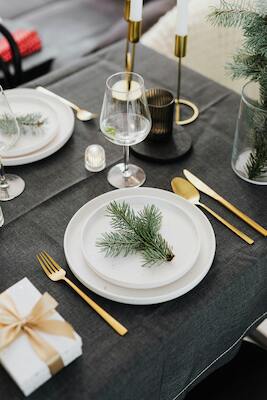 Bild: Genuss im Advent - Exklusive Fahrzeugpräsentation & winterliches Buffet