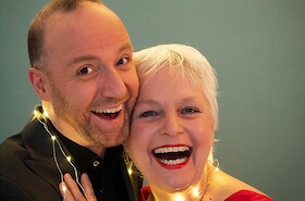 Bild: "Früher war mehr Lametta" mit Ellen Schaller und Torsten Pahl