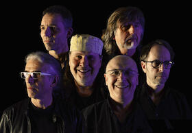 Bild: Poems on the Rocks - Zeitreise durch die Rockgeschichte