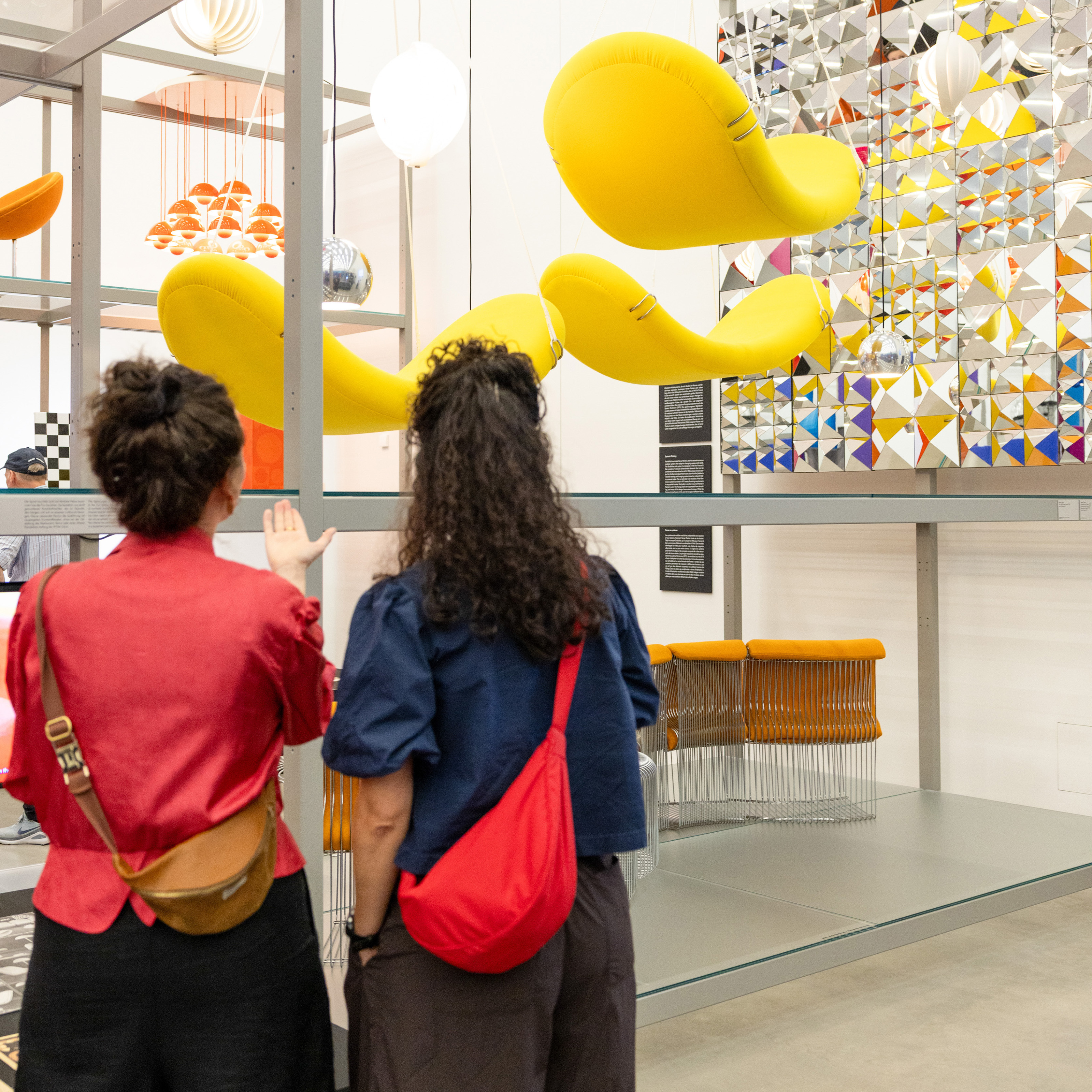 Tour: Verner Panton: Form, Colour, Space (DE / EN)