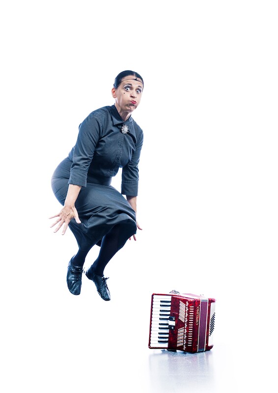 Comedy im Becken 100 Jahre Parkbad Süd – Ein Jubiläumsabend - Carmela De Feo – La Signora „Froschkönigin“ Jubiläumsshow 2026 20 Jahre La Signora