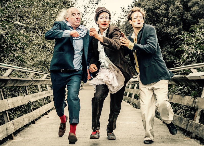 Los Galindos - "MDR - Death of laughter" - BILDSTÖRUNG Straßentheaterfestival Detmold