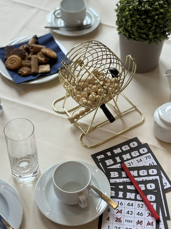 Kaffeenachmittag mit Bingo