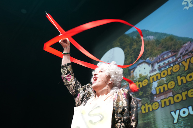 Strauss Technique! - Köln-Premiere