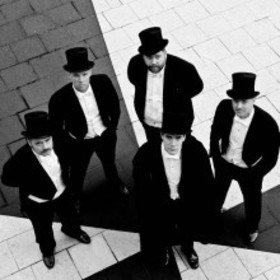 Image: The Hives
