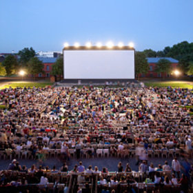 Image: Open Air Kino Nächte - Schloss Gottesaue
