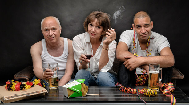 Kabarett-Theater DISTEL - „Weltretten für Anfänger – einmal Zukunft und zurück!“ Kabarett-Theater DISTEL - „Weltretten für Anfänger – einmal Zukunft und zurück!“