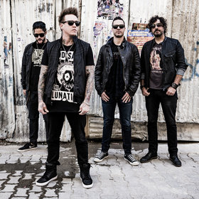 Image: Papa Roach