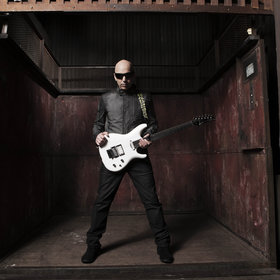Image: Joe Satriani