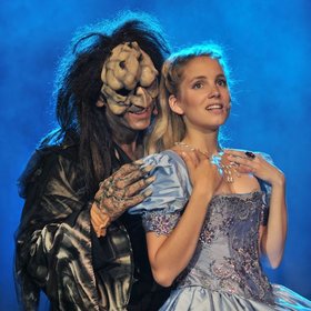 Image: Die Schöne und das Biest