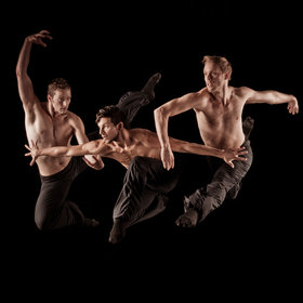 Image: Les Ballets Jazz de Montréal